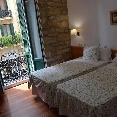 Guest house Nuevas Artes 2*