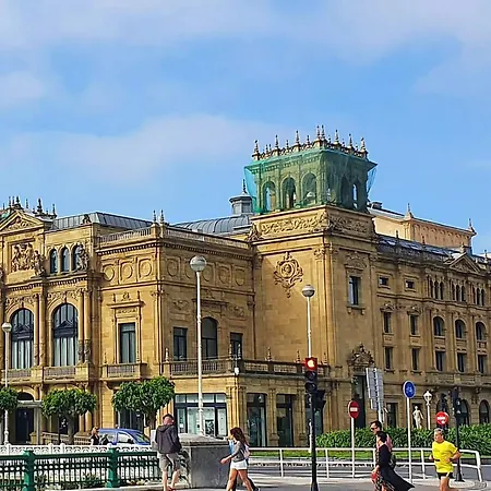 ペンション ノエバ サルテース 2* サン・セバスティアン