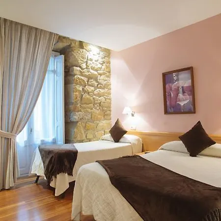 Guest house Nuevas Artes 2*