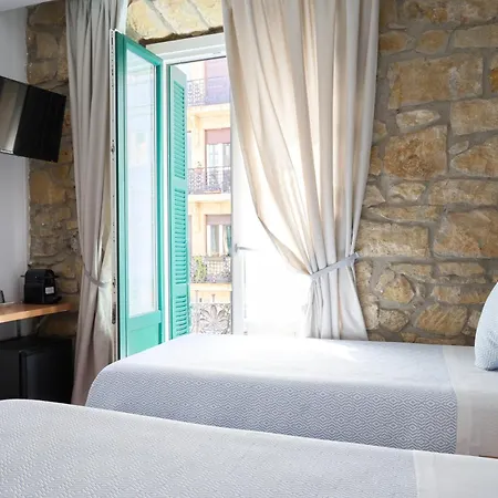 Pensión Nuevas Artes San Sebastián