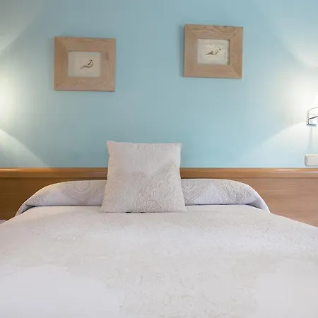 ペンション ノエバ サルテース 2*