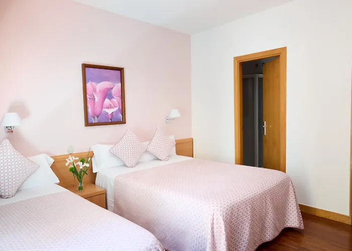 新艺术膳食公寓 招待所