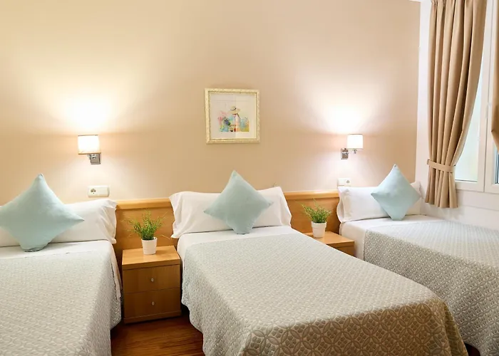 新艺术膳食公寓 2* 圣塞瓦斯蒂安